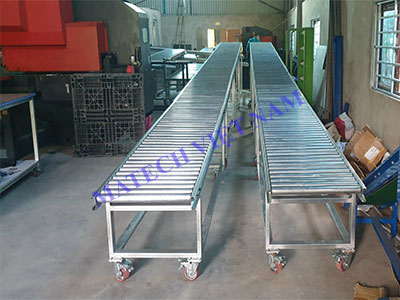 Băng tải con lăn thép mạ kẽm 10m Cảng Hải Phòng
