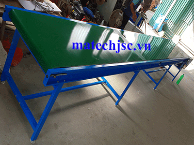 Băng tải PVC khung thép dài 5m