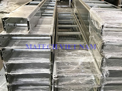 Thang cáp inox